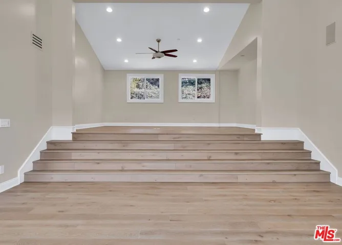 8041 Bulwer Drive, Los Angeles, California 90046 — photo 5