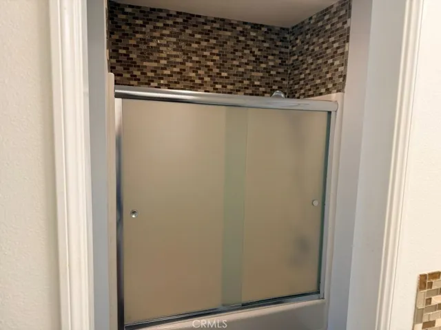 8601 International 265, Canoga Park, California 91304 — photo 5