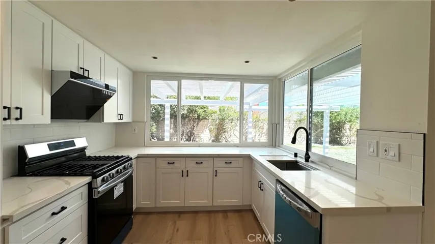 15451 Alsace Cir, Irvine, California 92604 — photo 5