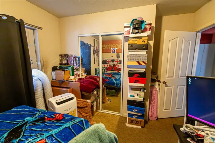 233 W 42nd 1, Los Angeles, California 90037 — photo 4