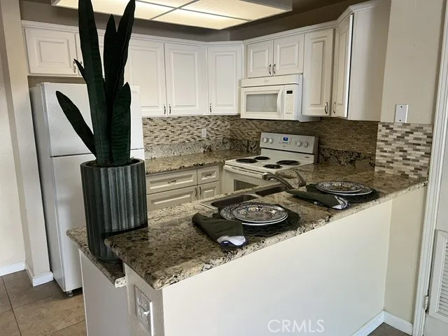 2266 Bradford Avenue 115, Highland, California 92346 — photo 4