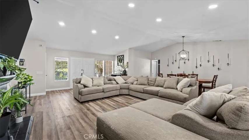 27062 Pam, Moreno Valley, California 92555 — photo 5