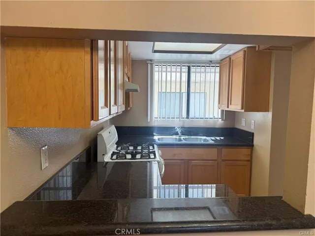 1022 Irving Avenue 3, Glendale, California 91201 — photo 5