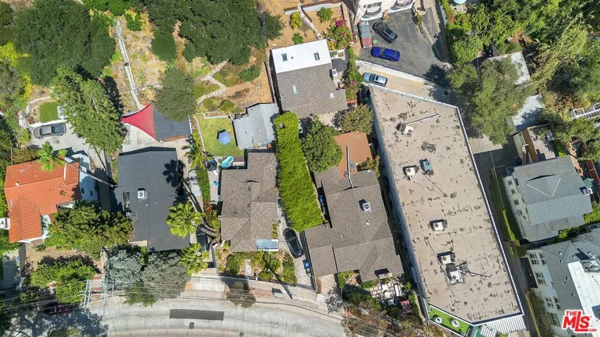 2652 N Beachwood Drive, Los Angeles, California 90068 — photo 4