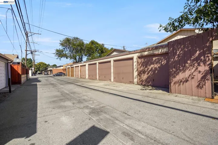 3410 Rolison Rd, Redwood City, California 94063 — photo 5