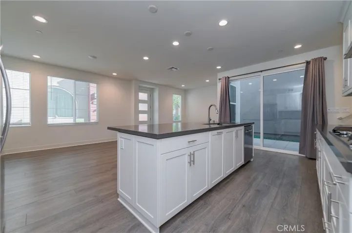 144 Allusion, Irvine, California 92618 — photo 5