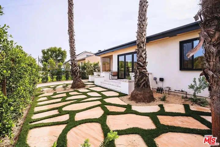 8417 Holy Cross Place A+b, Los Angeles, California 90045 — photo 5
