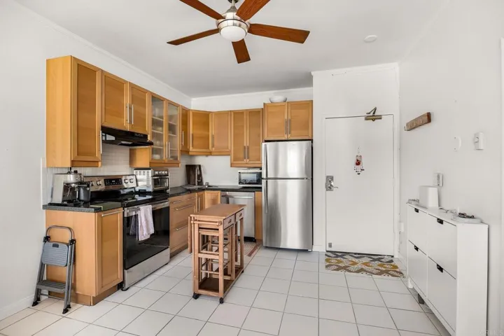 2650 Broadway 309, San Diego, California 92102 — photo 5