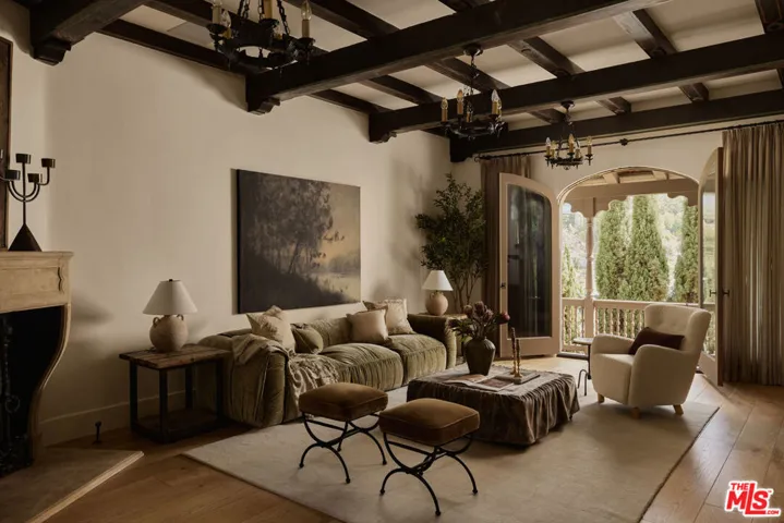 1588 Viewsite Drive, Los Angeles, California 90069 — photo 5