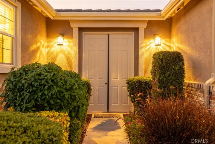 30394 Mirassou Circle, Murrieta, California 92563 — photo 4