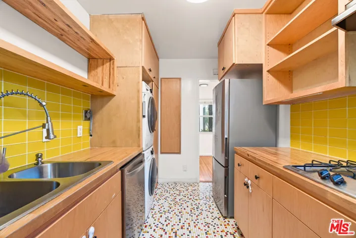 5605 Clemson Street, Los Angeles, California 90016 — photo 5