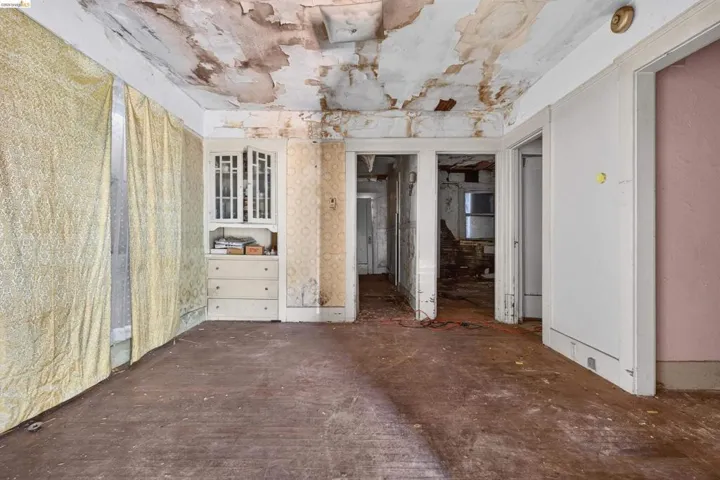 7014 Holly St, Oakland, California 94621 — photo 5