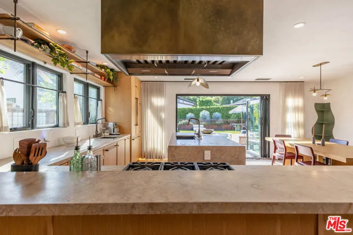 3066 St George Street, Los Angeles, California 90027 — photo 4