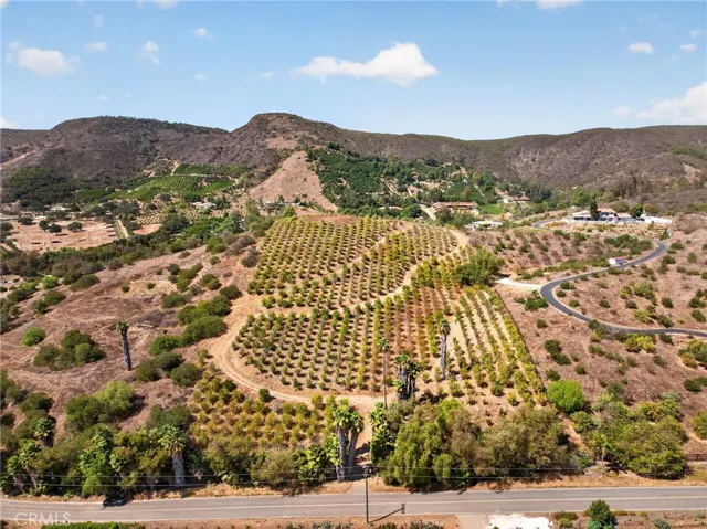16 Terreno, Temecula, California 92590 — photo 5