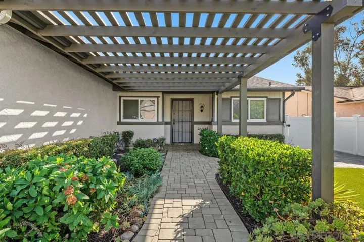 6379 Oakridge, San Diego, California 92120 — photo 5