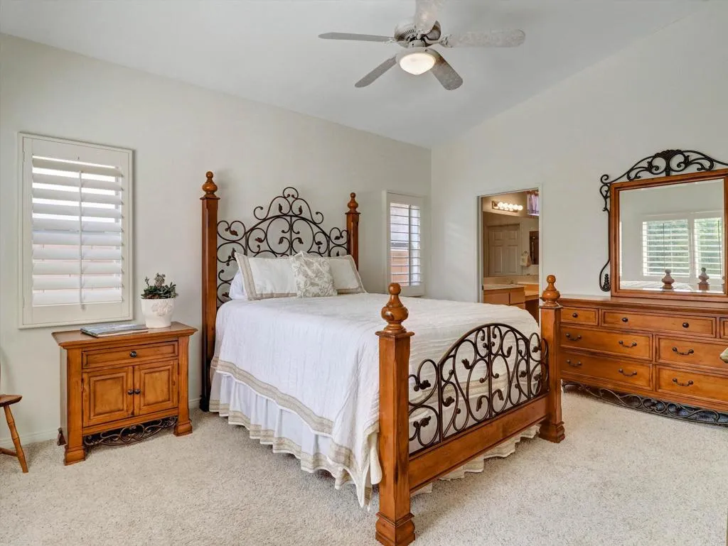 21-80385 Green Hills Dr-21