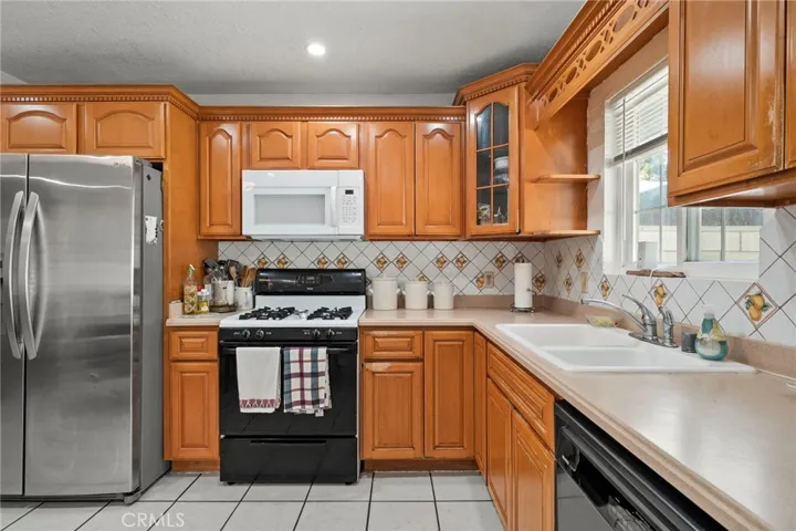 6621 Rostrata, Buena Park, California 90621 — photo 4