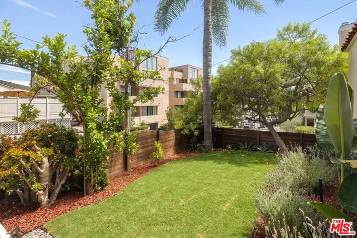 939 N Wetherly Drive, West Hollywood, California 90069 — photo 5