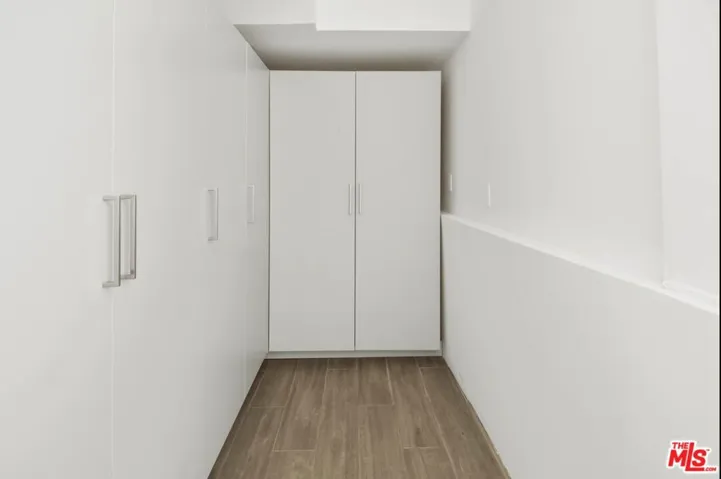 1105 Alta Loma Road 5, West Hollywood, California 90069 — photo 5