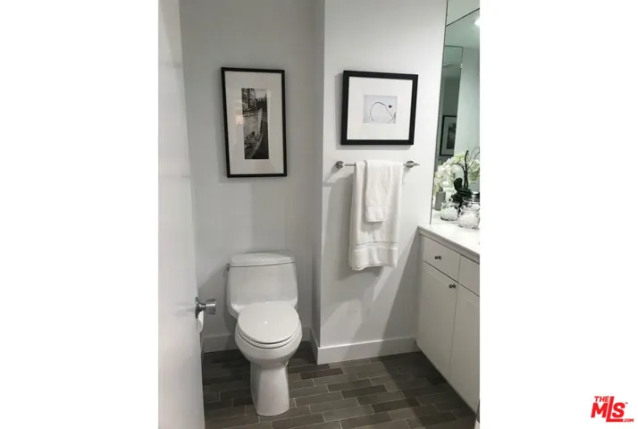 1865 Greenfield Avenue 102, Los Angeles, California 90025 — photo 5