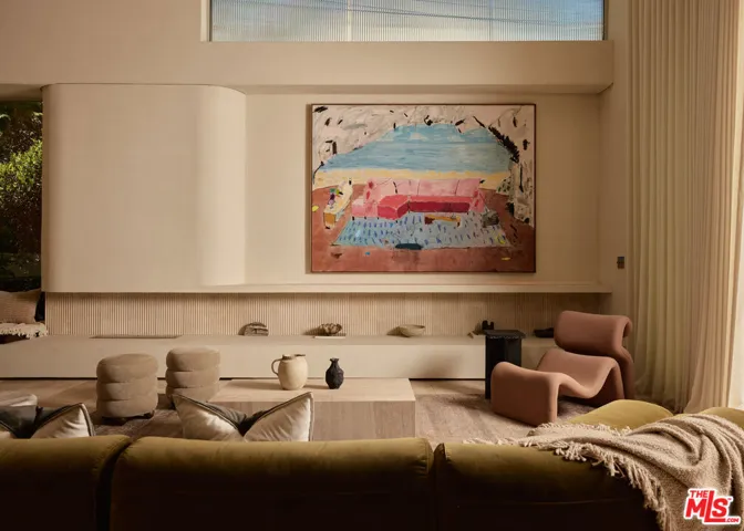 8164 Waring Avenue, Los Angeles, California 90046 — photo 4