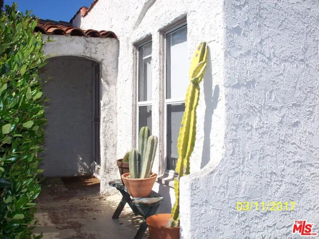 4354 Coolidge Avenue, Los Angeles, California 90066 — photo 4