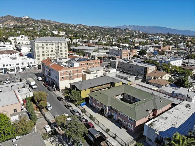 1646 N Harvard, Los Angeles, California 90027 — photo 4