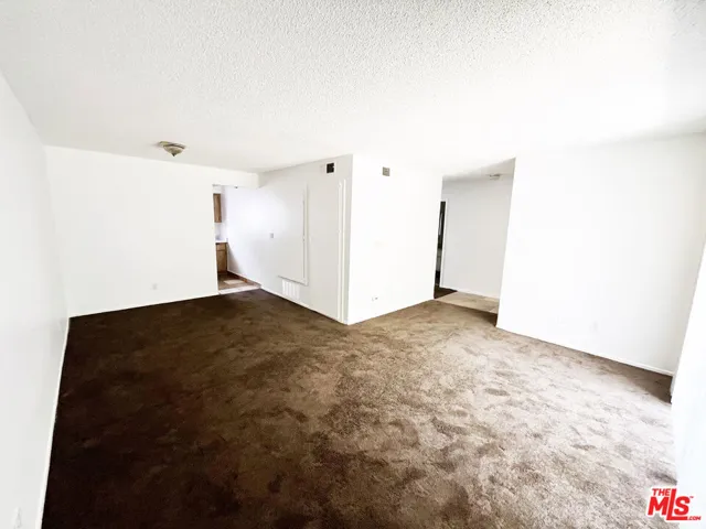 4180 Marlton Avenue 37, Los Angeles, California 90008 — photo 4