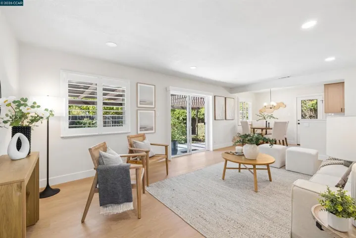 1651 Glazier Drive, Concord, California 94521 — photo 4