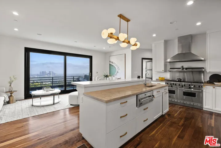 9330 Beverly Crest Drive, Beverly Hills, California 90210 — photo 5