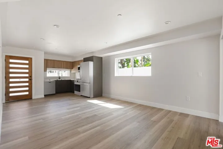 714 W 41st Place 1/2, Los Angeles, California 90037 — photo 4