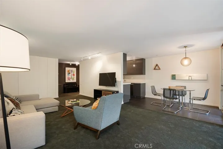 850 N Kings Road 202, West Hollywood, California 90069 — photo 4