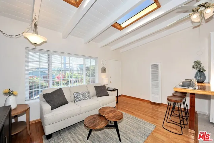 313 Mildred Avenue 20, Venice, California 90291 — photo 5