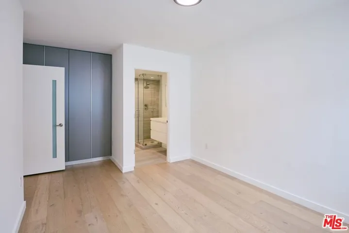 11785 Gateway Boulevard 6, Los Angeles, California 90064 — photo 5