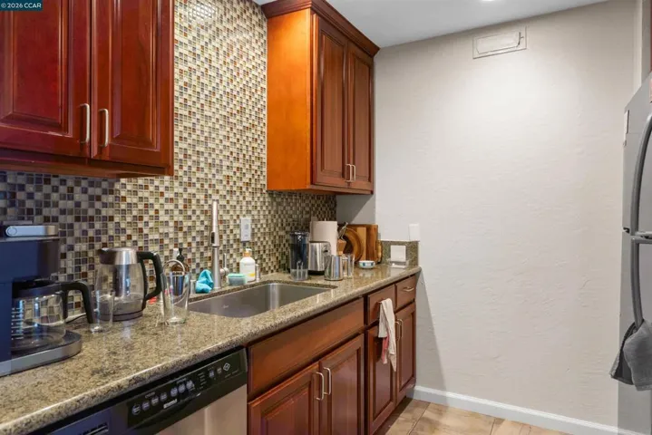 330 N Civic Dr 410, Walnut Creek, California 94596 — photo 5