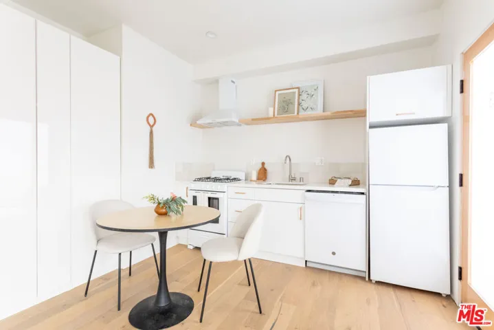 3613 1/4 Bellevue Avenue, Los Angeles, California 90026 — photo 5