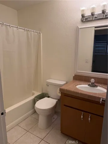 14077 Driftwood Dr, Victorville, California 92395 — photo 5