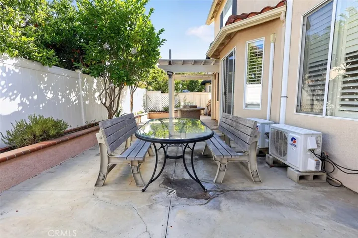 29 Pembroke, Irvine, California 92618 — photo 4