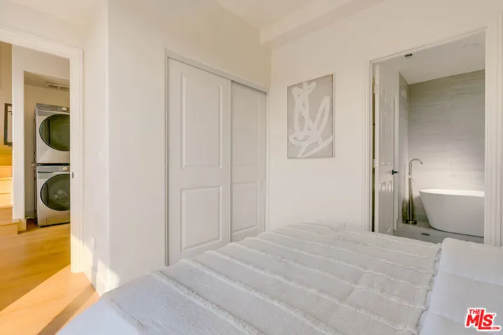 714 N. Chestnut Avenue, Los Angeles, California 90042 — photo 5