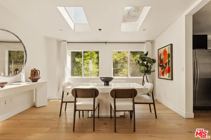 2228 Laurel Canyon Boulevard, Los Angeles, California 90046 — photo 5