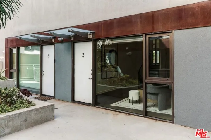 751 N Fairfax Avenue 2, Los Angeles, California 90046 — photo 4