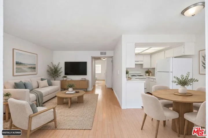 158 N Normandie Avenue 102, Los Angeles, California 90004 — photo 4