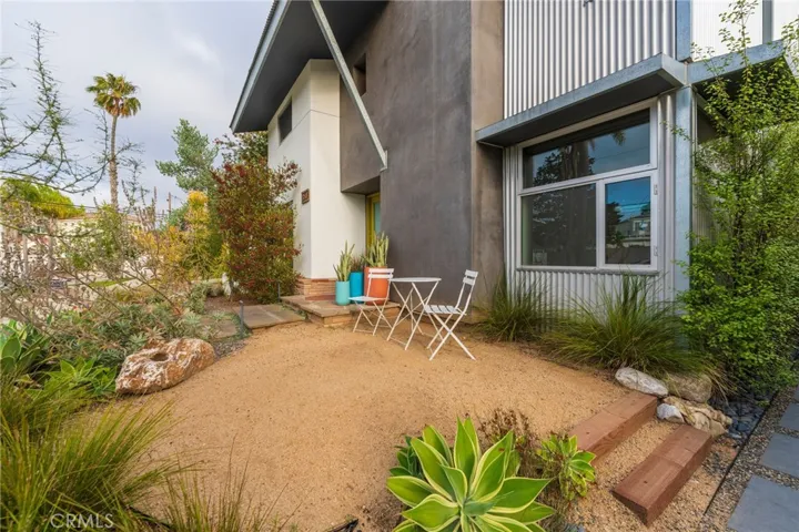 358 Santa Ana, Long Beach, California 90803 — photo 4