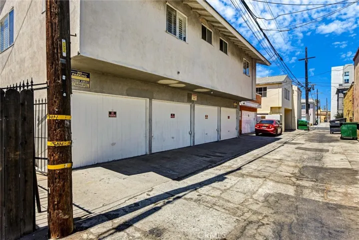 68 Lime Avenue 12, Long Beach, California 90802 — photo 5