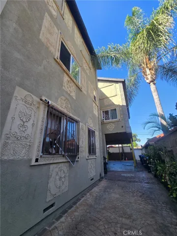 443 W 49th, Los Angeles, California 90037 — photo 4