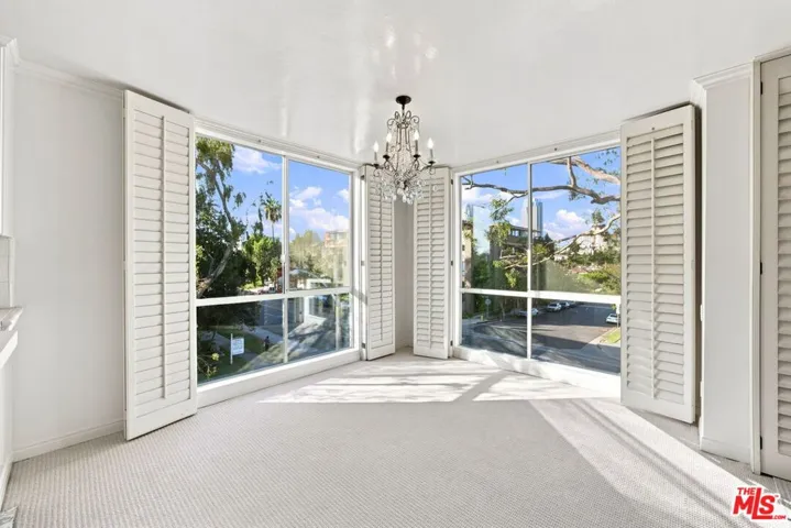 2301 S Beverly Glen Boulevard 301, Los Angeles, California 90064 — photo 5