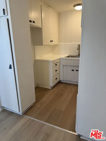 5853 Gregory Avenue, Los Angeles, California 90038 — photo 4