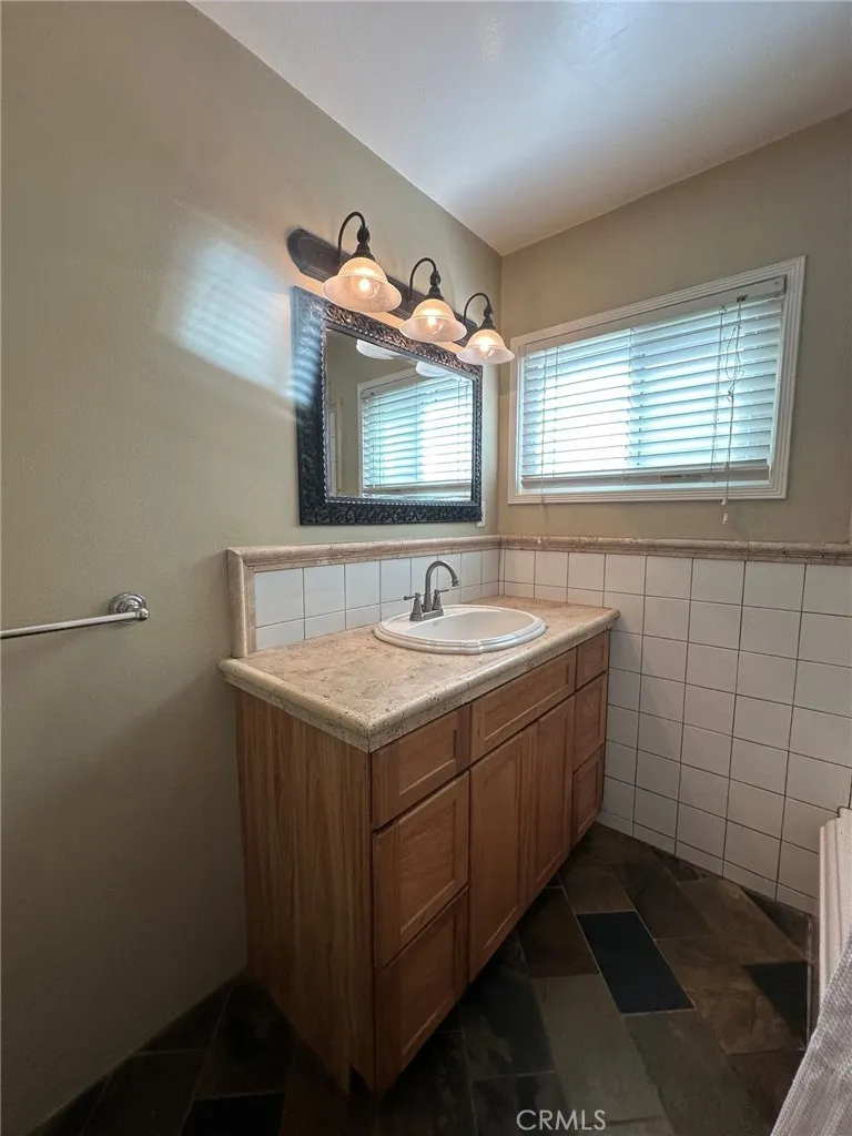 Full Bathroom with Vanity Full Bathroom with Vanity