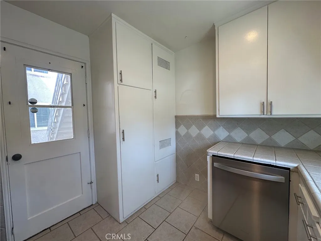 Door to Outside from Kitchen Door to Outside from Kitchen