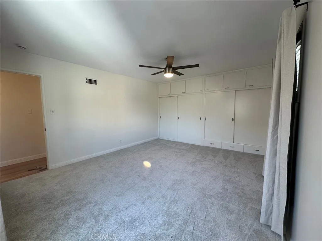 Large Bedroom Large Bedroom